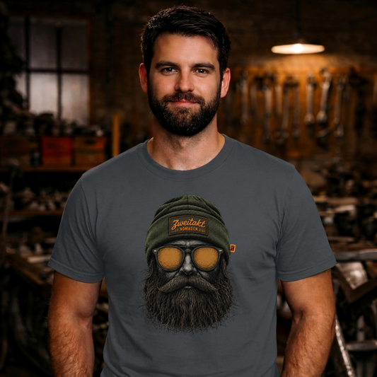 T-Shirt. Zweitakt Nomaden – Der Jäger.