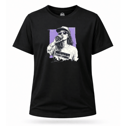 Mädels T-Shirt. Es eskaliert eh.