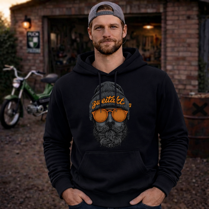 Hoodie Softstyle®. Zweitakt Nomaden – Der Vagabund.