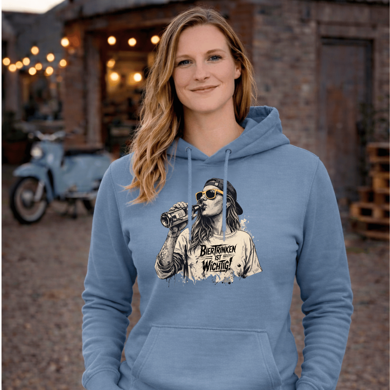 Mädels Hoodie Softstyle®. Biertrinken ist wichtig!