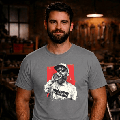 T-Shirt. Es eskaliert eh.
