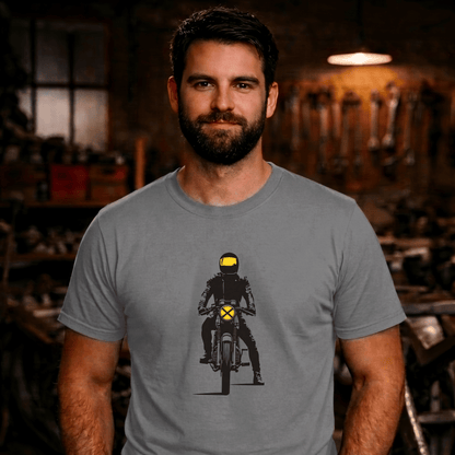 T-Shirt. Fokus auf die Straße.