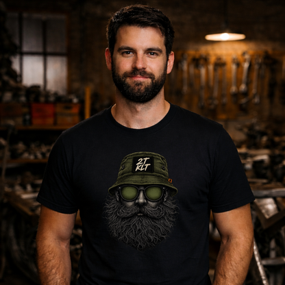 T-Shirt. Zweitakt Nomaden – Der Angler.