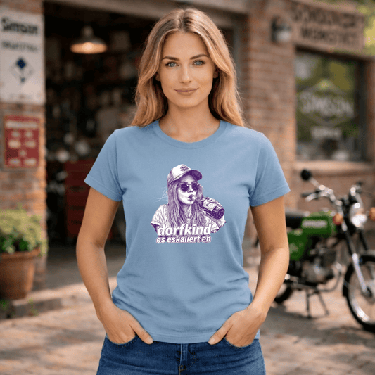 Mädels T-Shirt. Dorfkind – es eskalierte eh.